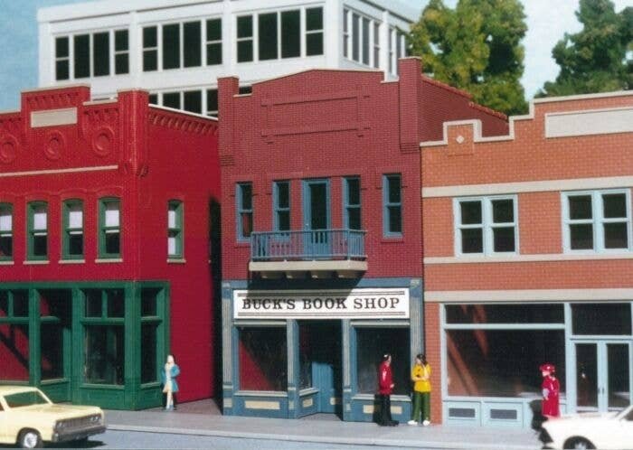 Buck`s Book Shop -- Kit - 4-3/4 x 2-3/4` 11.9 x 6.9cm, HO, Smalltown USA 6024