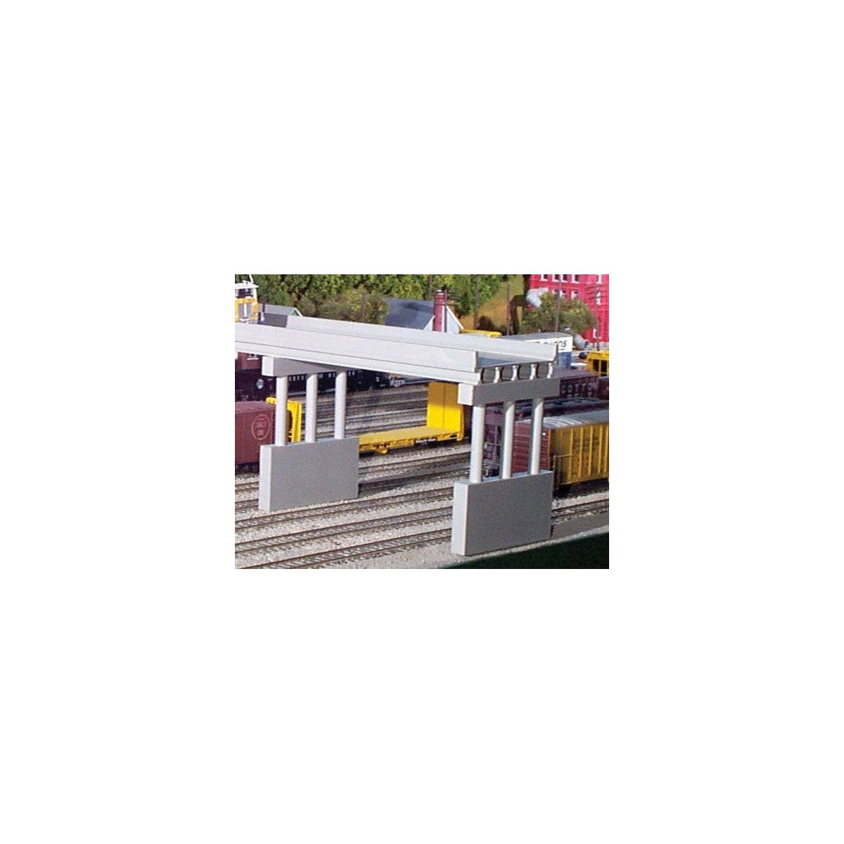 Modern Highway Overpass -- 50′ w/Pier, HO, Rix Products 112