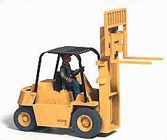 V80E Forklift - Kit -- Includes Operator Figure, HO, GHQ 61007