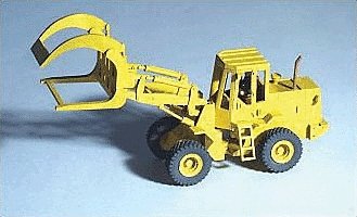 IT18F Log Loader - Kit -- With Operator Figure, HO, GHQ 61005