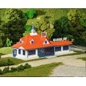 Roadside Restaurant Plastic Kit -- 5-5/8 x 8-3/4′ 14.3 x 21.9cm, HO, Atlas Model Railroad Co. 760