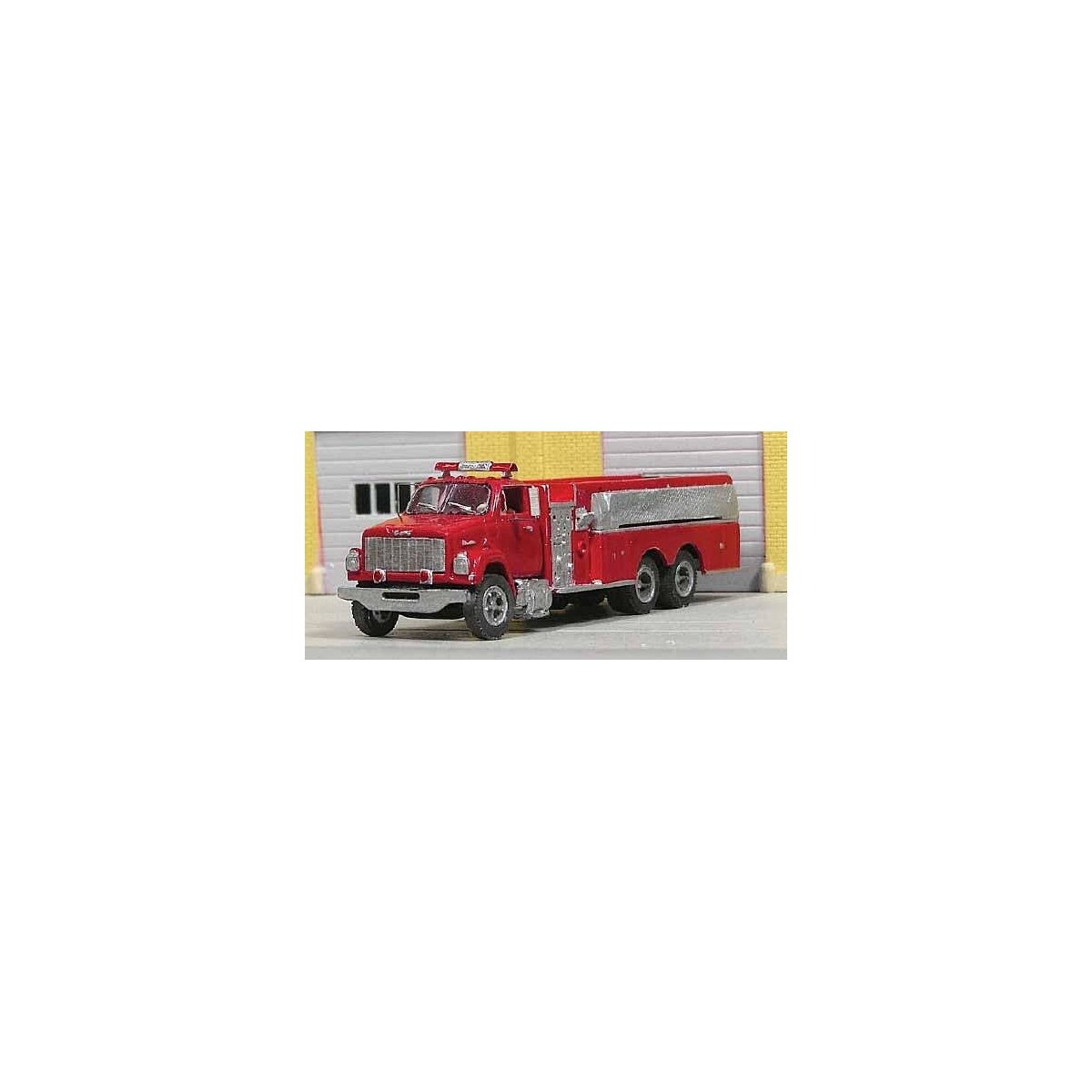 1987-1989 GMC Brigadier Sloped-Hood Fire Tanker/Pumper - Resin Kit -- Unpainted, HO, Sylvan Scale Models V403