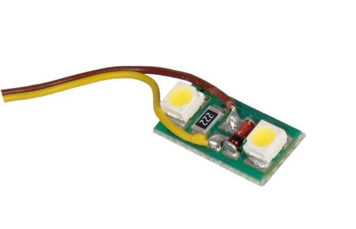 PC Board-Mounted Interior Building Light w/2 LEDs -- Warm White (14-16V), HO, Viessmann Modellspielwaren 6021