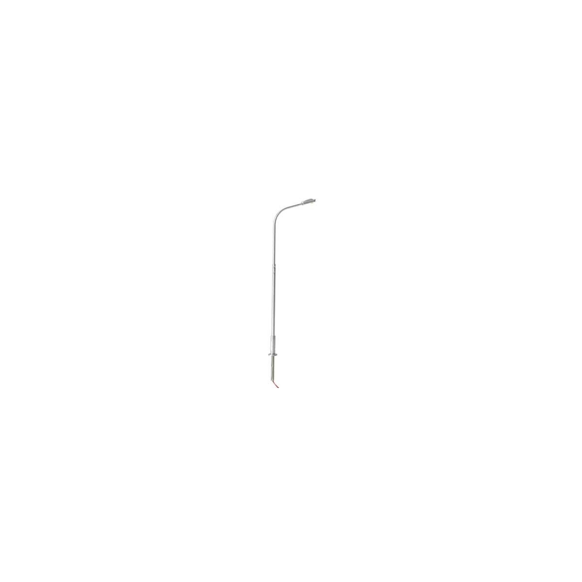 Single-Arm Streetlight 3-Pack - Warm White LED -- Silver, HO, Atlas Model Railroad Co. 70000165