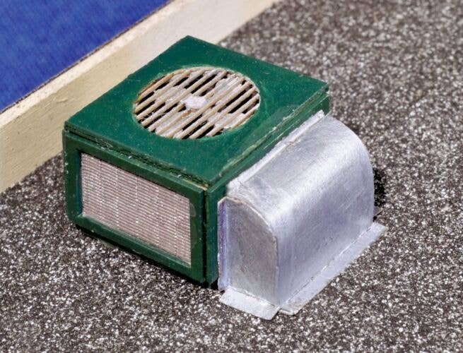 Central Air Conditioner Unit -- Kit pkg(3), HO, Blair Line 2705