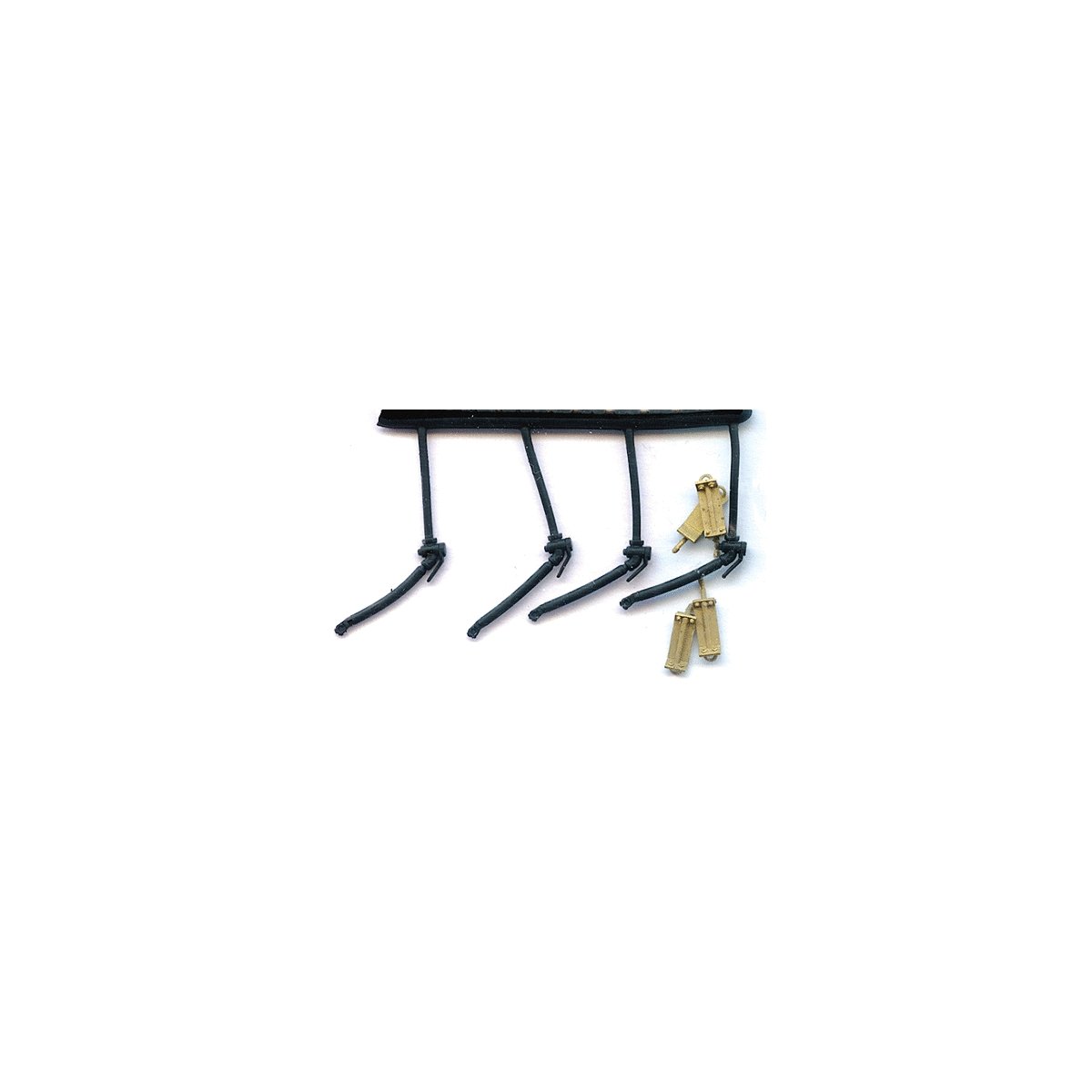 22′ AAR Air Hoses - Molded Rubber -- With Brass Bracket 2 Pair, O, Hi-Tech Details 7500