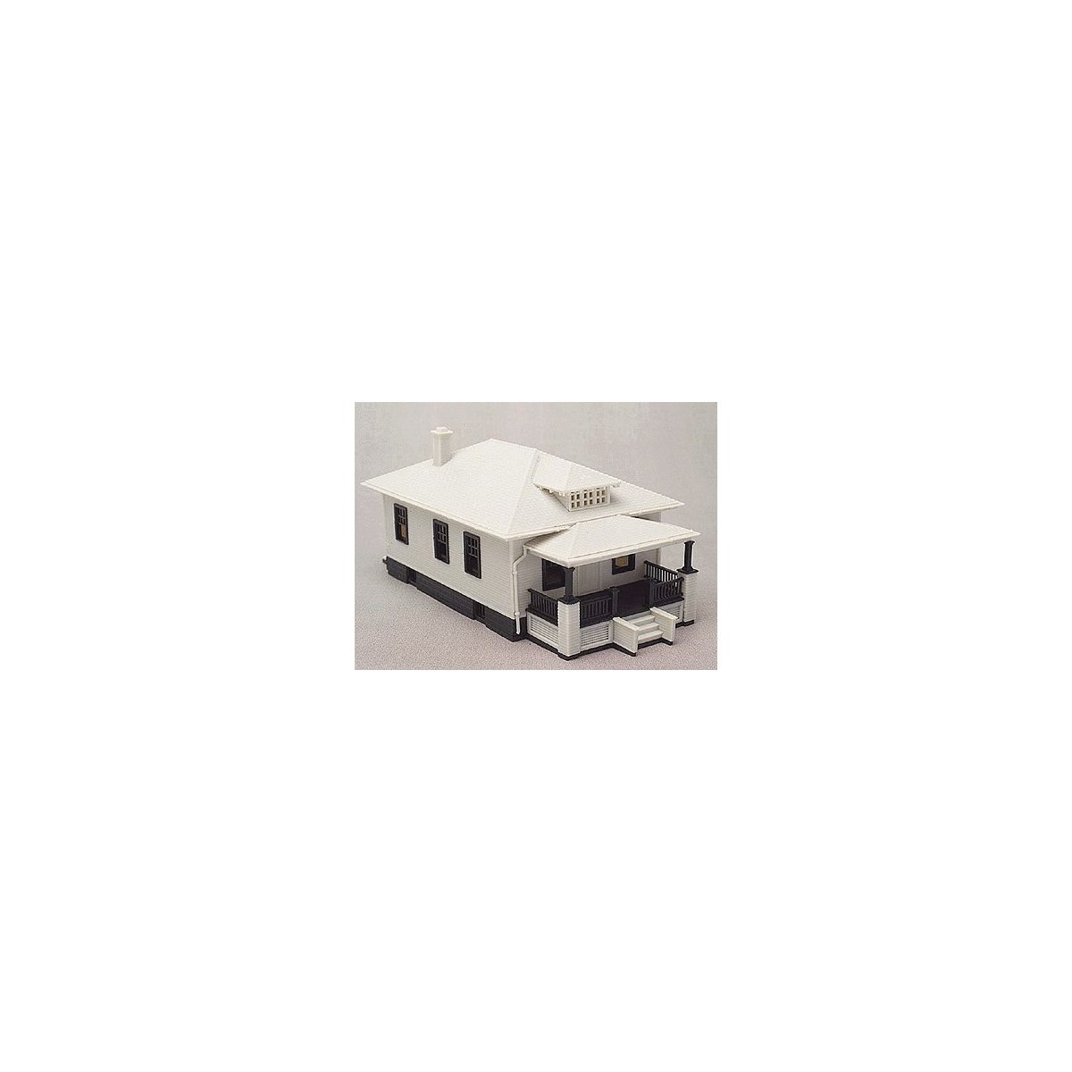 Barb′s Bungalow -- Kit, N, Atlas Model Railroad Co. 2846