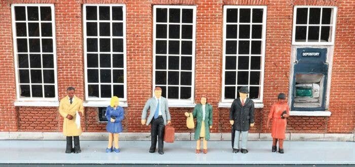 SceneScapes(TM) -- Standing Office Workers pkg(6), HO, Bachmann Industries 33120