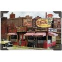 Sweaty Betty`s Diner -- Kit - 7 x 2-1/2` 17.8 x 6.4cm, HO, Bar Mills LLC 302