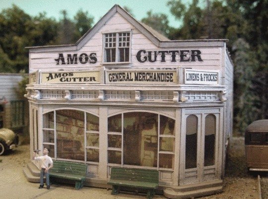 Amos Cutter General Merchandise -- Kit - 8 x 7′ 20.3 x 17.8cm, HO, Bar Mills LLC 462
