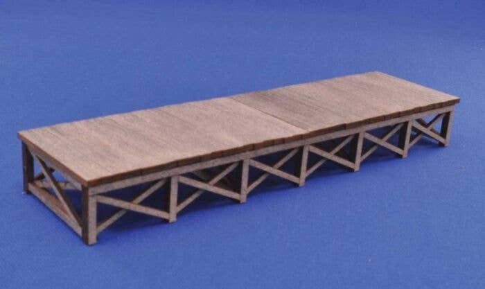 Loading Dock -- Laser-Cut Wood Kit - 3 x 3/4′ 7.6 x 5.9cm, N, Blair Line 72