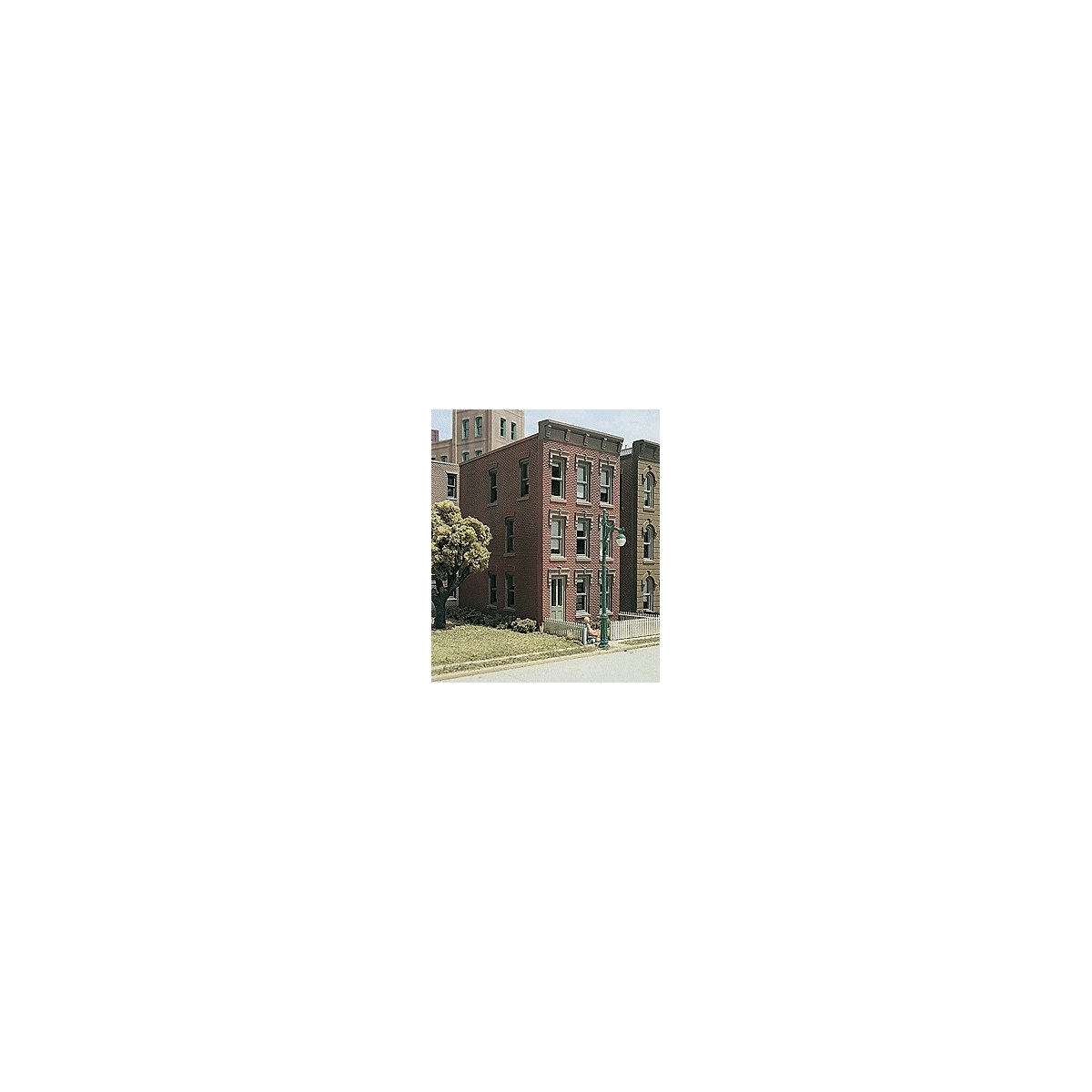 Townhouse 1 - Woodland Scenics DPM Landmark Structures(R) -- Kit - 2-1/2 x 4-1/4′ 6.4 x 11cm, HO, Design Preservation Models 