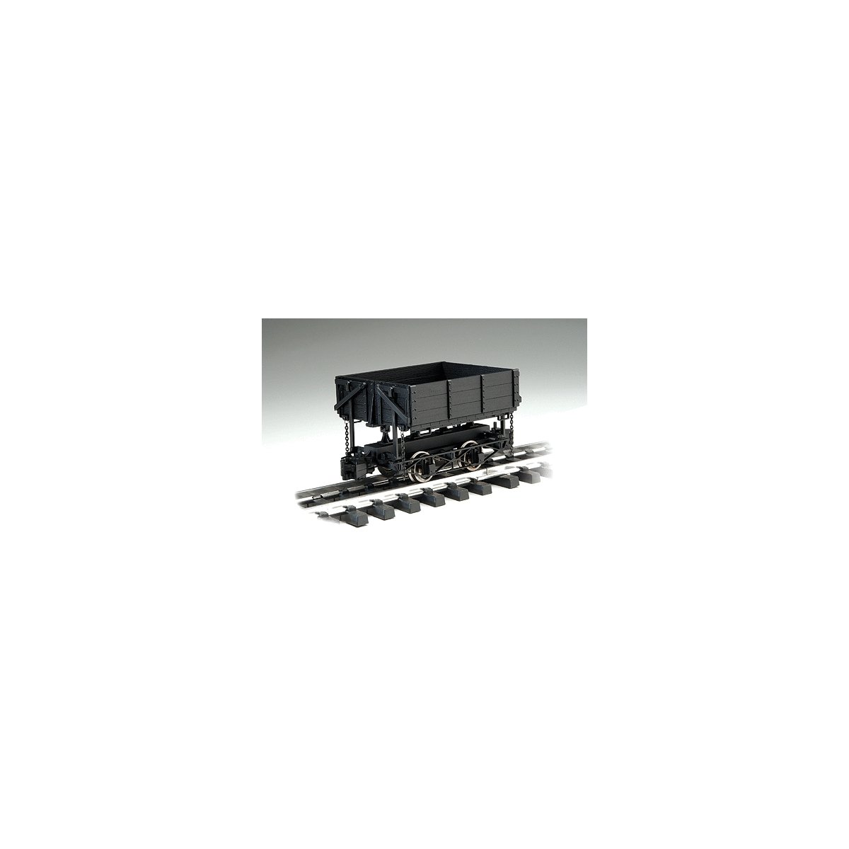 1:20.3 Ore Car w/Metal Wheels -- Wood Side-Dump (Black), G, Bachmann Industries 92503