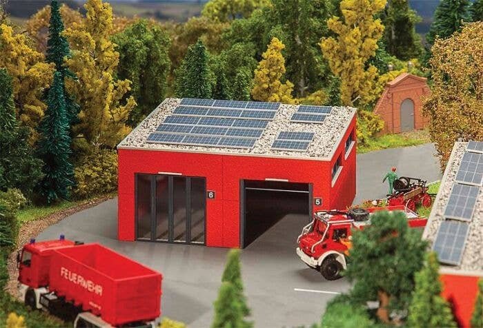 Fire Appliance Hall/Garage -- Kit - 5-3/4 x 5-1/2 x 2-1/2′ 14.5 x 14 x 6.4cm, HO, Faller Gmbh 130161