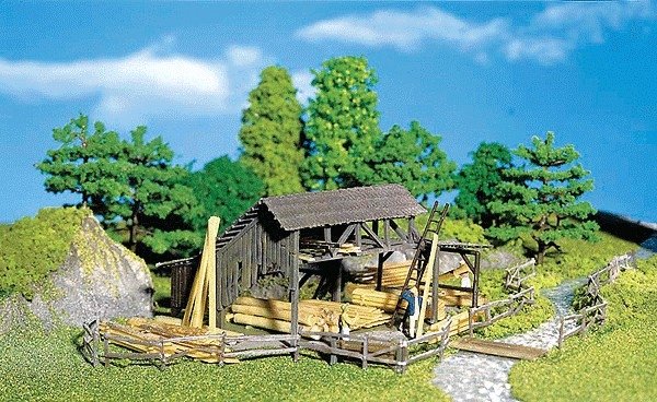 Timber Yard -- 5-1/8 x 3-1/2′ 13 x 9cm, HO, Faller Gmbh 130288