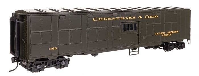 C&O-Style Express Boxcar Troop Sleeper Conversion - Ready to Run -- Chesapeake & Ohio (Green) 366, HO, WalthersProto 10841
