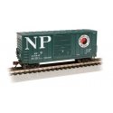 40′ Hi-Cube Outside-Braced Boxcar - Ready to Run -- Northern Pacific 659997 (green, white, La, N, Bachmann Industries 18256