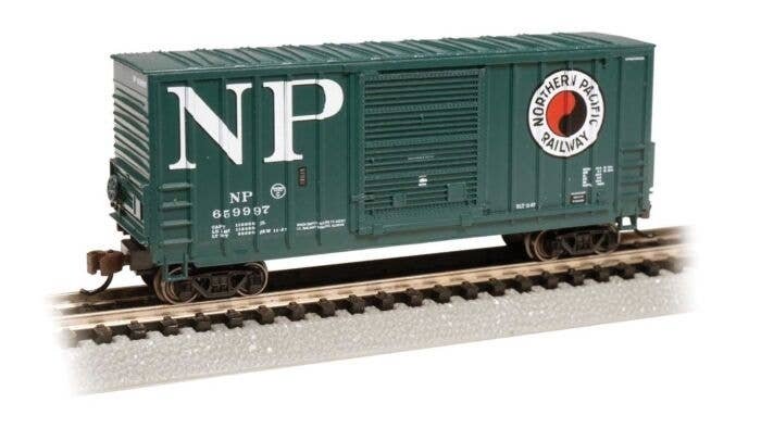 40′ Hi-Cube Outside-Braced Boxcar - Ready to Run -- Northern Pacific 659997 (green, white, La, N, Bachmann Industries 18256