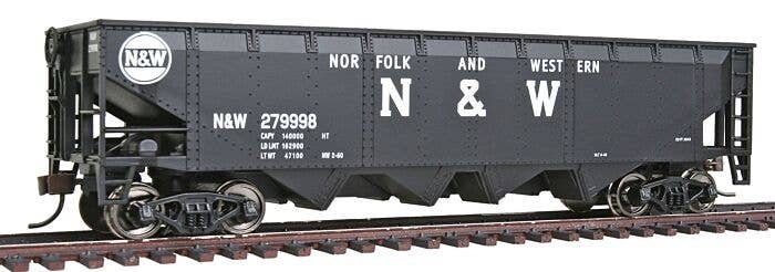 Offset Quad Hopper - Ready To Run -- Norfolk & Western (black Block N&W, Hamburger Logo), HO, WalthersTrainline 1655