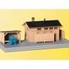Lineside Building w/Hut -- 18 x 6.5 x 8cm, HO, Kibri 39349