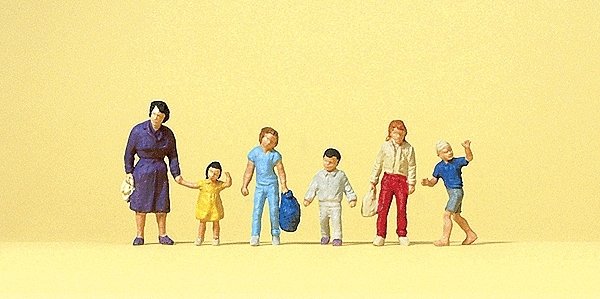 Pedestrians -- Walking Women w/Children pkg(6), HO, Preiser Kg 14041