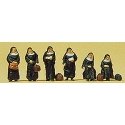 People Working -- Nuns with Luggage pkg(6), N, Preiser Kg 79128