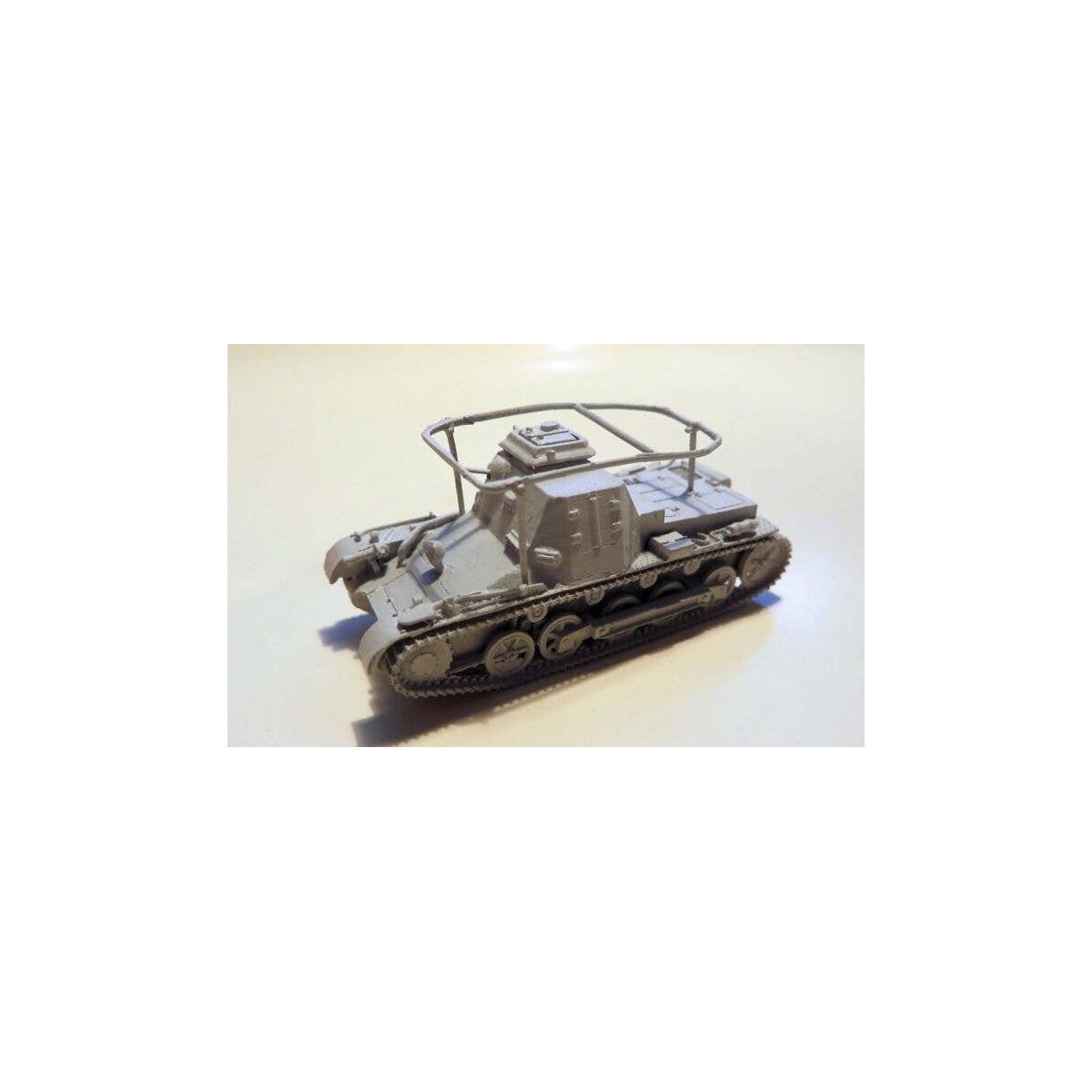 Former German Army WWII Light Tanks -- Sd.Kfz. 265 Panzerbefehlswagen / Panzer I Ausf. A Comm, HO, Trident Miniatures 87115