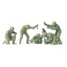 Military - Former German Army WWII - Unpainted Figures -- Fighting Mortar Crew, HO, Preiser Kg 16541