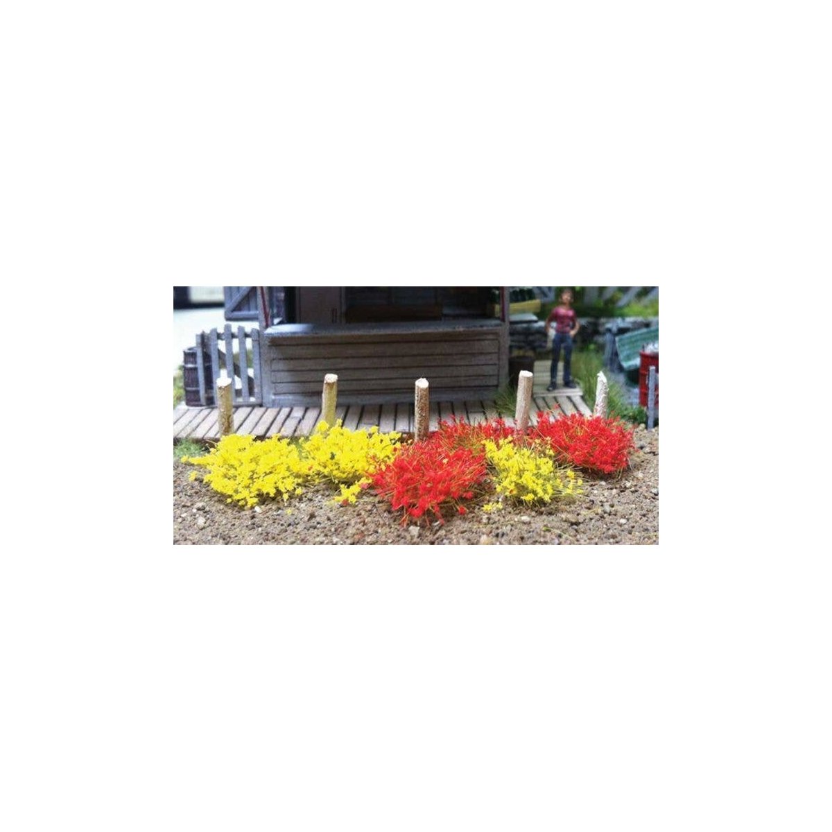 Grass Tufts - SceneScapes(R) -- Yellow, Red 1/4′ .6cm Tall Fibers pkg(100), All Scales, Bachmann Industries 31034