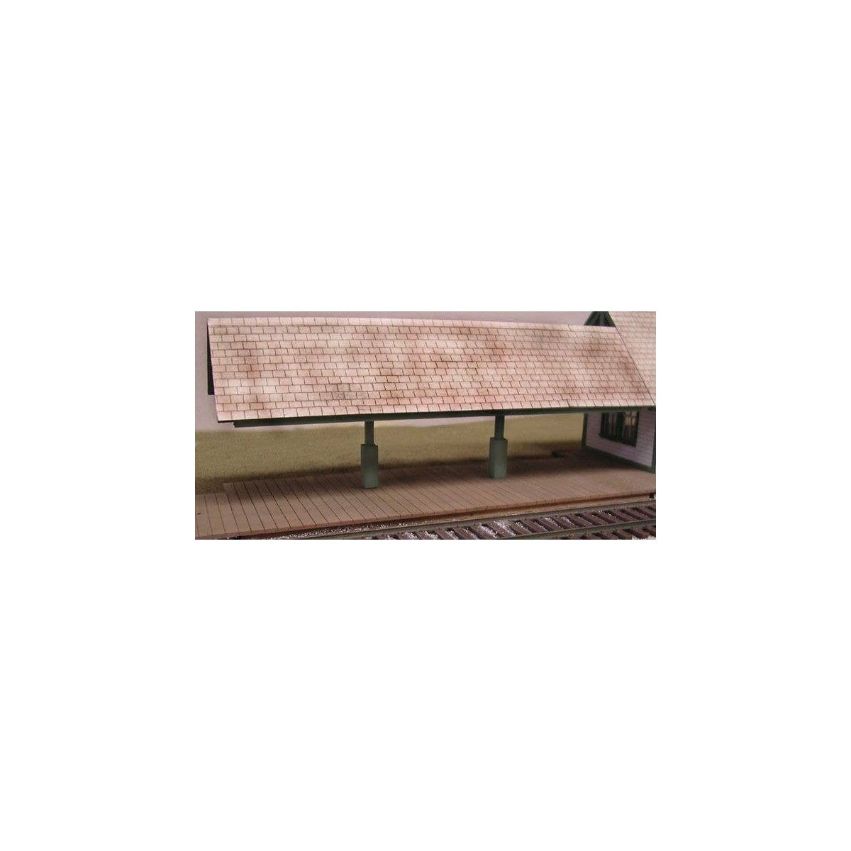 Flagstop Covered Platform -- Laser-Cut Wood Kit - 40 x 15 Scale Feet, O, B.T.S. 17401