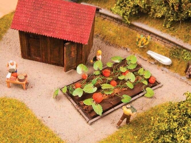 Garden Plot - Assembled - Deco Minis -- 8 Pumpkin Vines, HO, Noch Gmbh & Co 13219