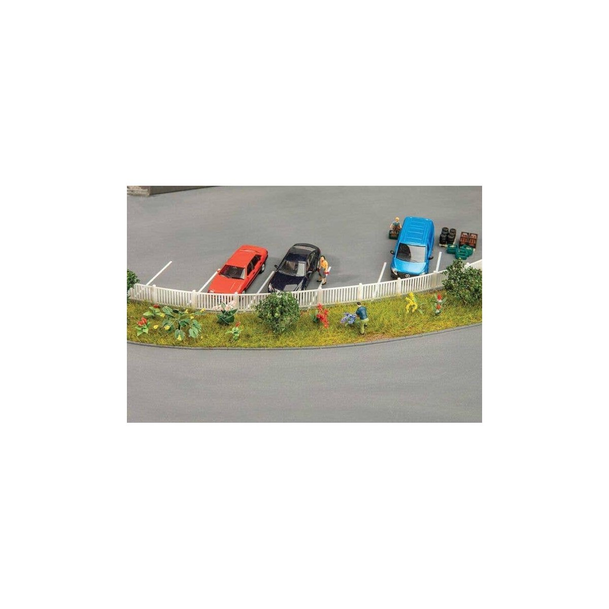 Flower Garden -- 18 Blooming Flowers, HO, Faller Gmbh 181293