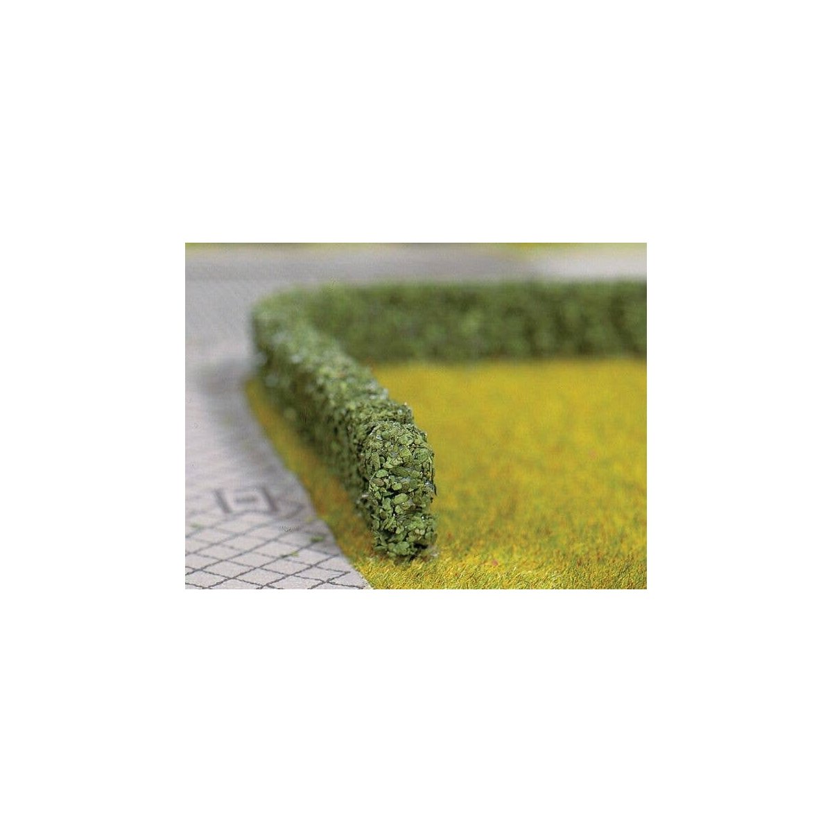 Hedges -- Dark Green 3/8 x 1/4` 1 x .6cm 19-5/8` 50cm Long, All Scales, Noch Gmbh & Co 21524