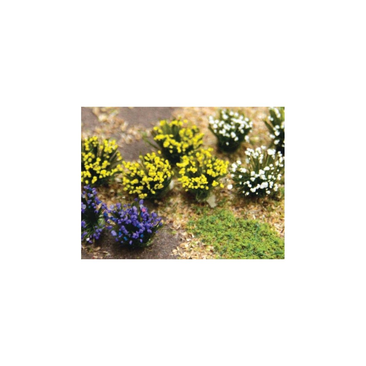 Flowering Shrubs -- Purple, Yellow, White pkg(48), HO, Bachmann Industries 32515