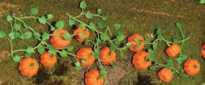 Pumpkins -- 1-3/8′ 3.5cm Long pkg(6), HO, JTT Miniature Tree 95531