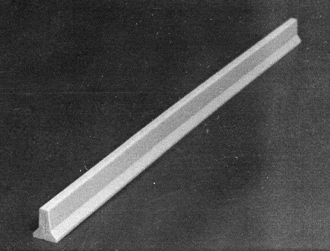 Modern Median Divider pkg(4), HO, Rix Products 115