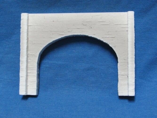 Double Track Tunnel Portal -- Concrete - 2-3/4 x 3-5/8′ 6.9 x 9cm, N, Pre-Size Model Specialities 214