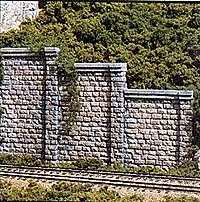 Cut Stone Retaining Wall -- pkg(3), All Scales, Woodland Scenics 1259