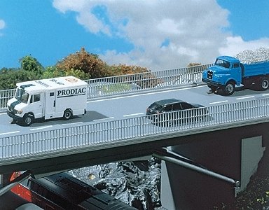 Bridge Safety Fence -- Total Length: 49-5/8′ 126cm, HO, Faller Gmbh 180413