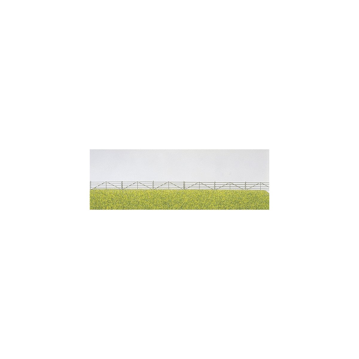 Shepherds` Fences pkg(20) -- Each: 1-3/4` 4.4cm Long, HO, Preiser Kg 17604