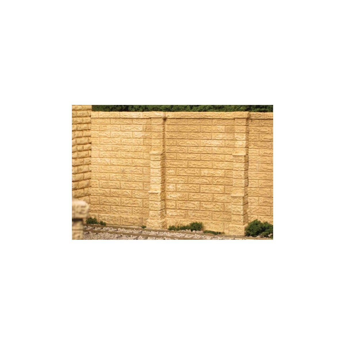 Retaining Wall -- Sandstone pkg(2), HO, Monroe Models 167