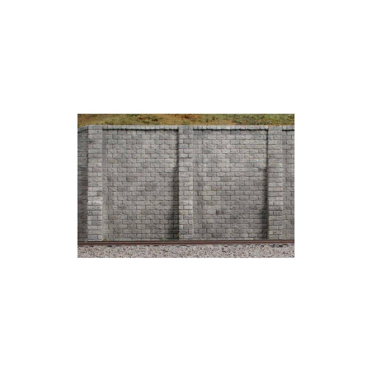 Retaining Wall -- Cut Stone pkg(2), HO, Monroe Models 106