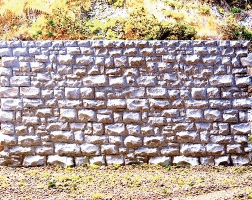 Random Stone Retaining Wall -- Large - 6-3/4 x 3-13/32′ 17.1 x 8.7cm, All Scales, Chooch Enterprises 8304