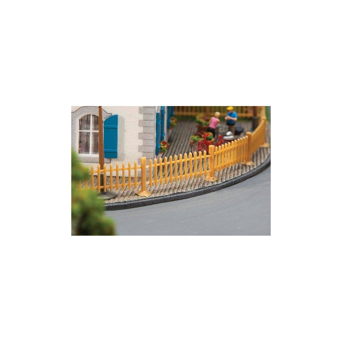 Wooden Picket Fence - Kit, HO, Faller Gmbh 180415