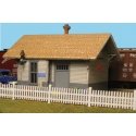 Straight Picket Fence -- Total Scale 352′ 107m, N, Monroe Models 9307