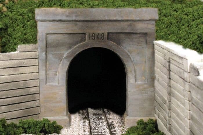 Single-Track Tunnel Portal -- Modern Concrete, N, Monroe Models 218