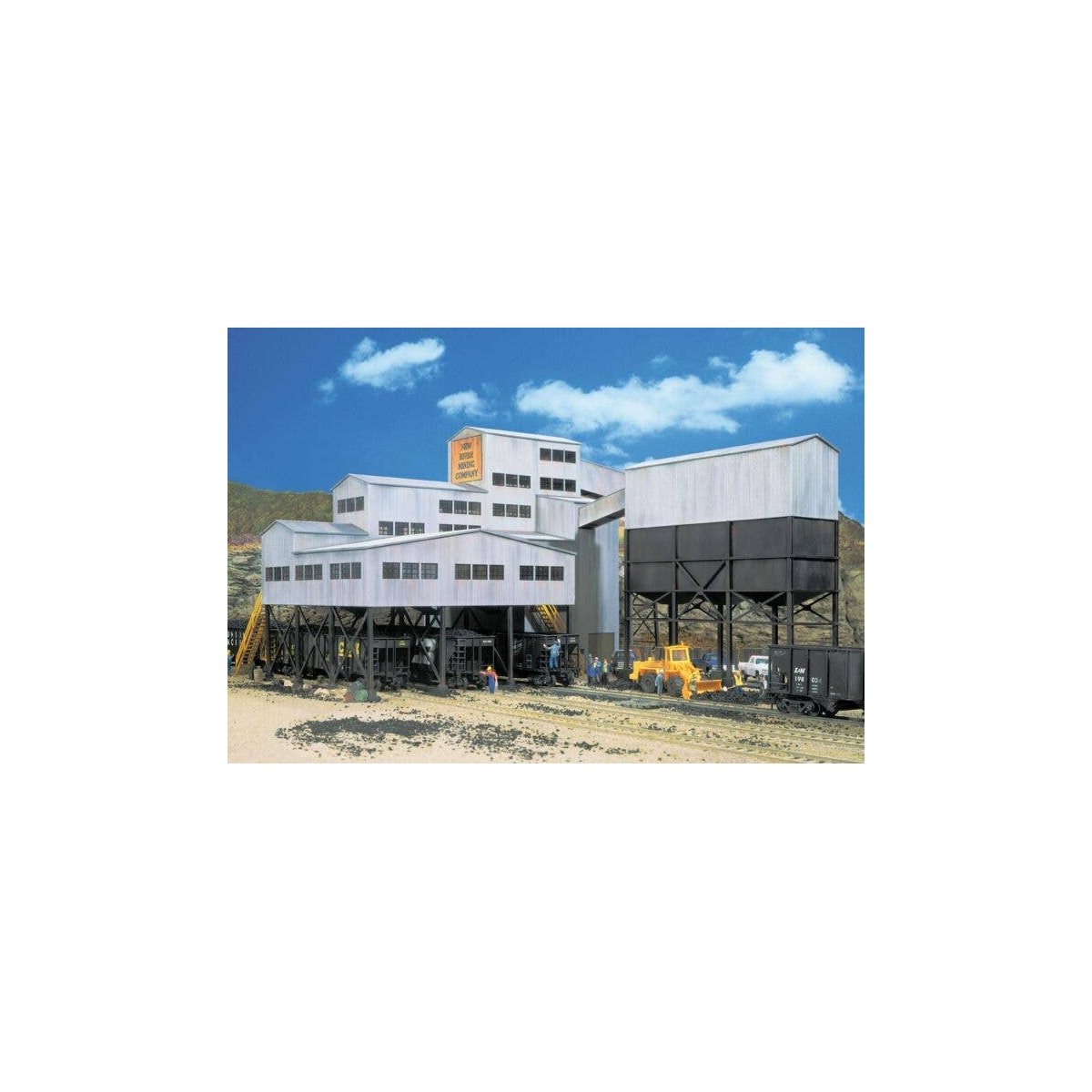 New River Mining Company -- Kit - Main Building: 12-1/2 x 9 x 9-3/8′ 31.2 x 22.5 x 23.2cm, HO, Walthers Cornerstone 3017