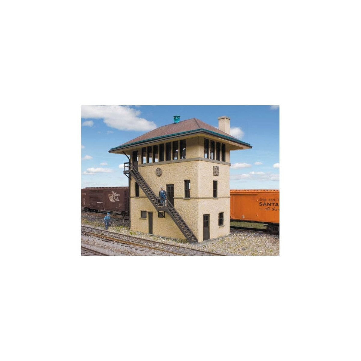 Santa Fe Interlocking Tower -- Kit - 2-7/8 x 4-7/8 x 5-1/8′ 7.3 x 12.3 x 13cm, HO, Walthers Cornerstone 2983