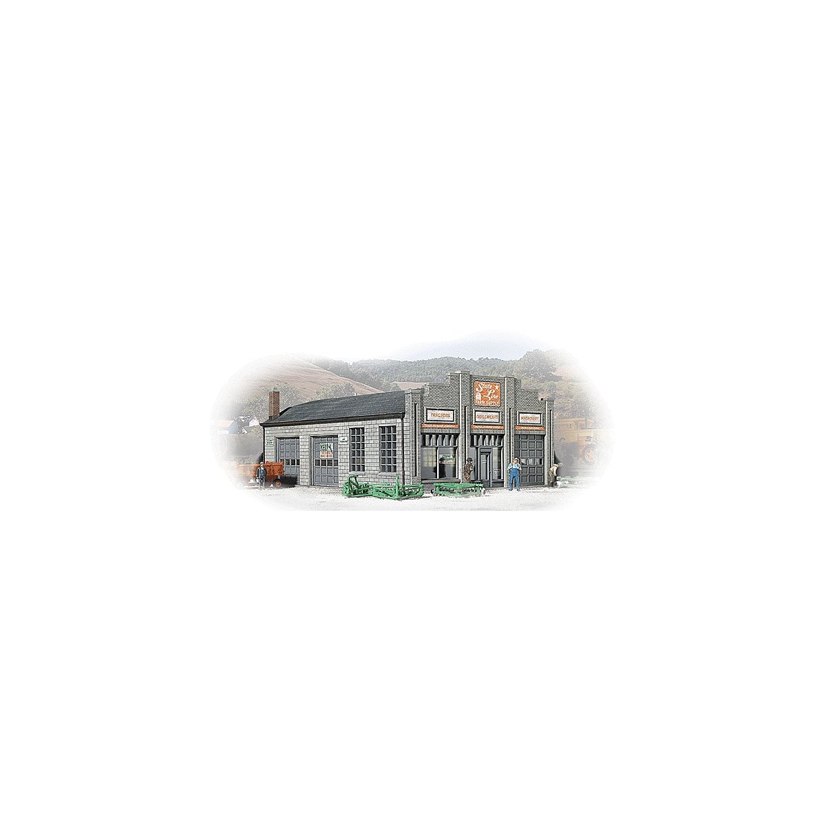 State Line Farm Supply -- Kit: 3-1/4 x 4-1/4 x 1-7/8` Ramp: 1-3/16 x 4-7/8`, N, Walthers Cornerstone 3808