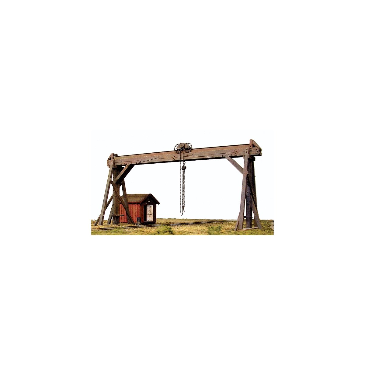McCabe Timber Gantry -- Kit - 4-7/8 x 8-15/16′ 12.4 x 22.7cm, HO, B.T.S. 27491